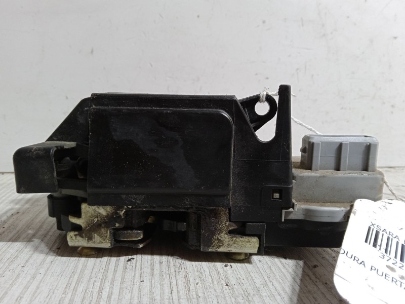 Recambio de cerradura puerta trasera derecha para citroën xsara break (n2) 1.9 td referencia OEM IAM   