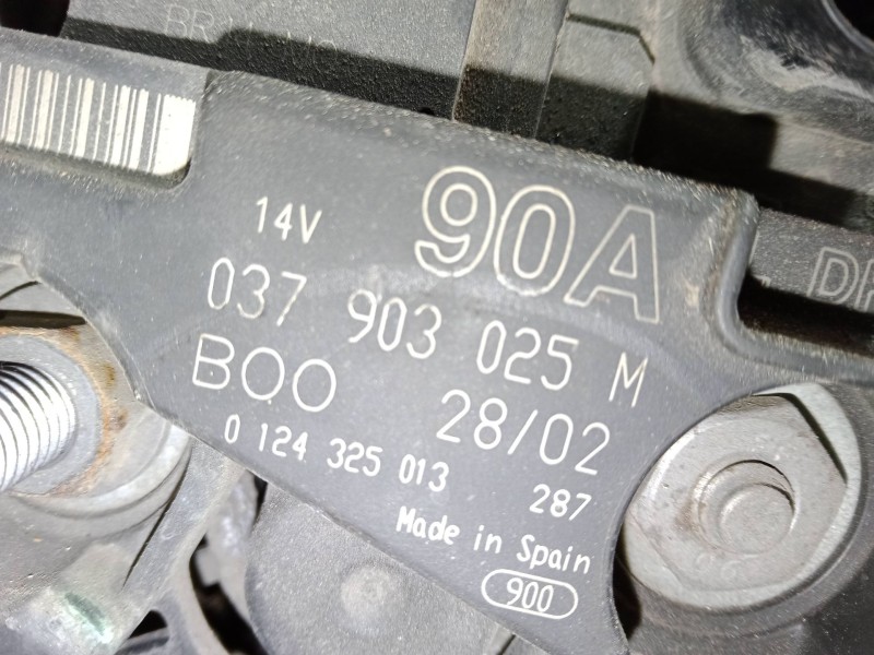Recambio de alternador para seat ibiza iii (6l1) 1.4 16v referencia OEM IAM 037903025M  