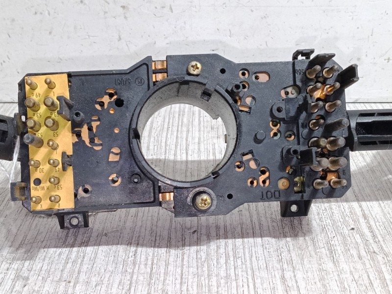 Recambio de mando luces para audi 90 b3 (893, 894, 8a2) 2.2 e referencia OEM IAM   