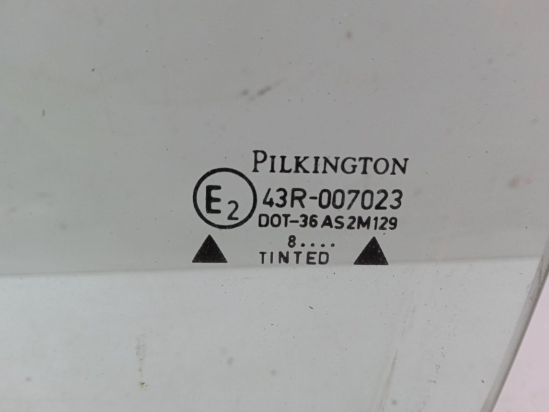 Recambio de luna puerta delantera izquierda para volkswagen lupo i (6x1, 6e1) 1.0 referencia OEM IAM    Recambio de luna puerta delantera izquierda para volkswagen lupo i (6x1, 6e1) 1.0 referencia OEM IAM