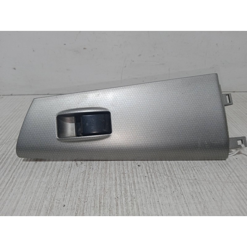 Recambio de mando elevalunas delantero derecho para toyota corolla (_e12_) 1.6 vvt-i (zze121_) referencia OEM IAM 74231-02280  