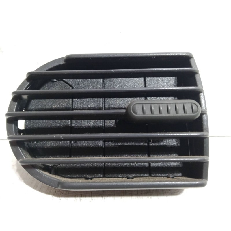 Recambio de aireador izquierdo para opel corsa c (x01) 1.4 (f08, f68) referencia OEM IAM   
