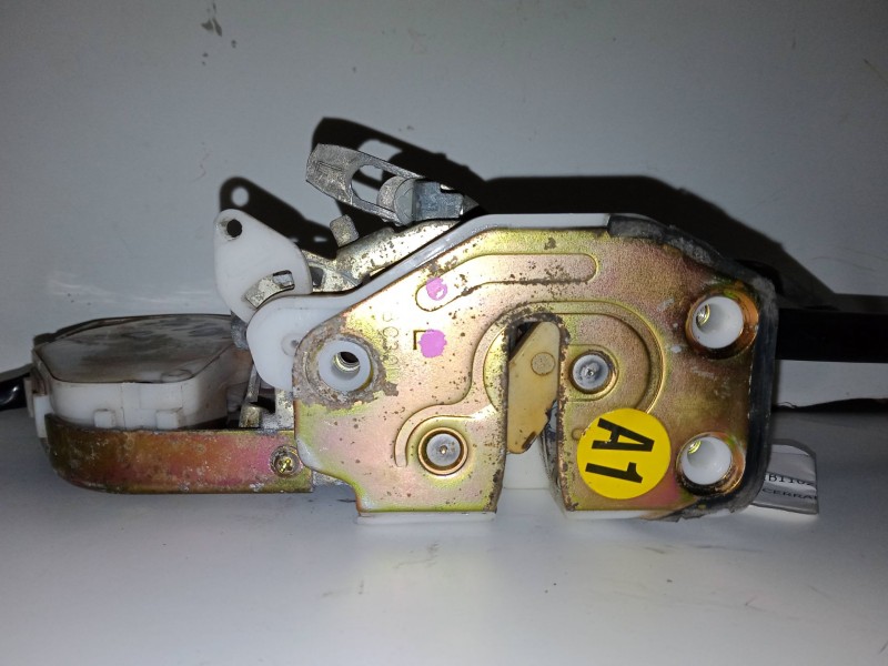 Recambio de cerradura puerta delantera izquierda para honda cr-v i (rd) 2.0 16v 4wd (rd1, rd3) referencia OEM IAM   