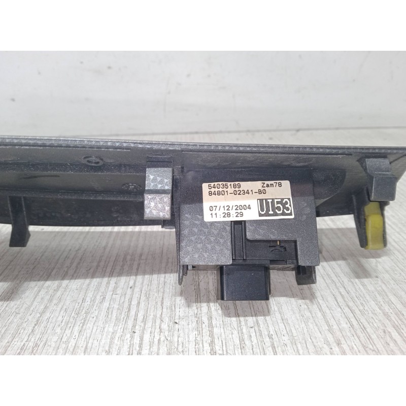 Recambio de mando elevalunas delantero derecho para toyota corolla (_e12_) 1.6 vvt-i (zze121_) referencia OEM IAM 74231-02280  