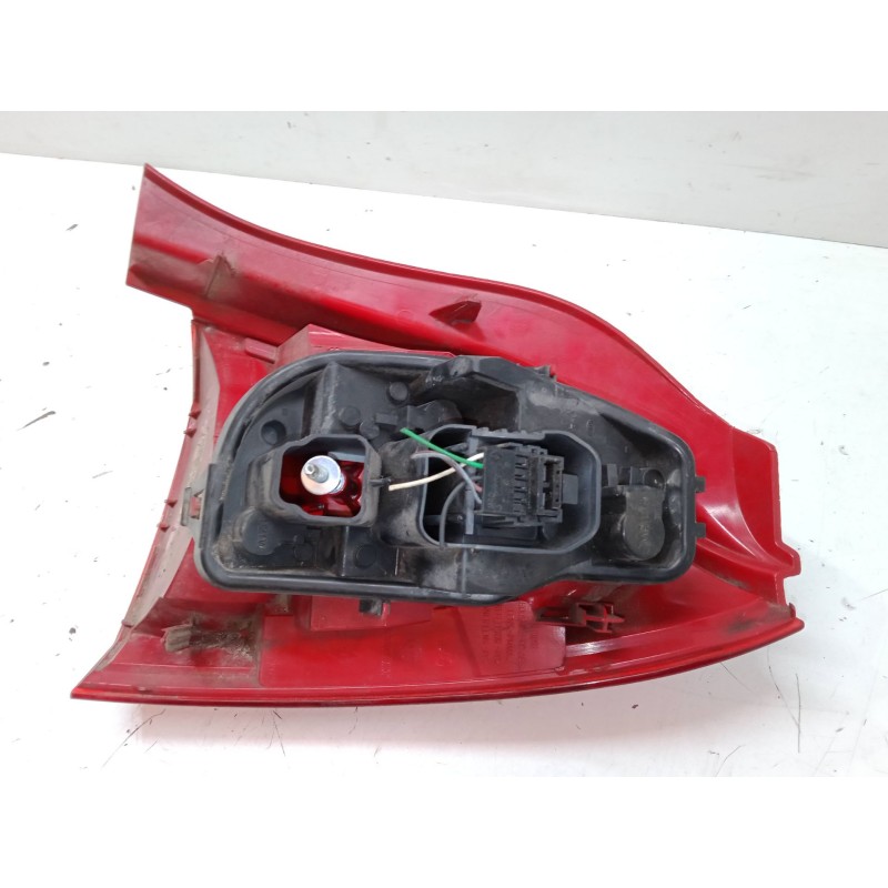 Recambio de piloto trasero izquierdo para renault twingo ii (cn0_) 1.2 16v (cn04, cn0a, cn0b) referencia OEM IAM   