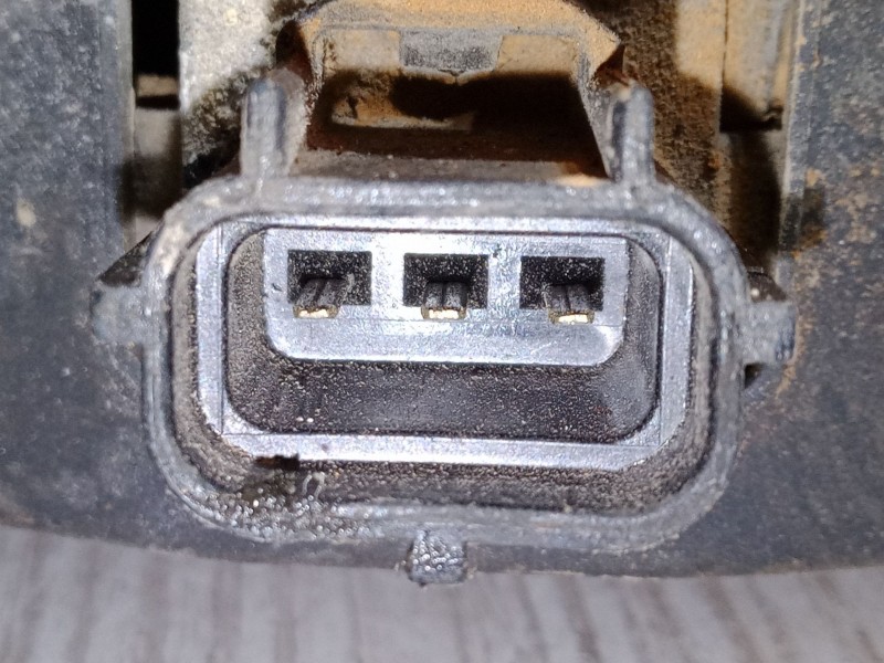 Recambio de alternador para ford focus i sedán (dfw) 2.0 16v referencia OEM IAM 98AB10300GF  