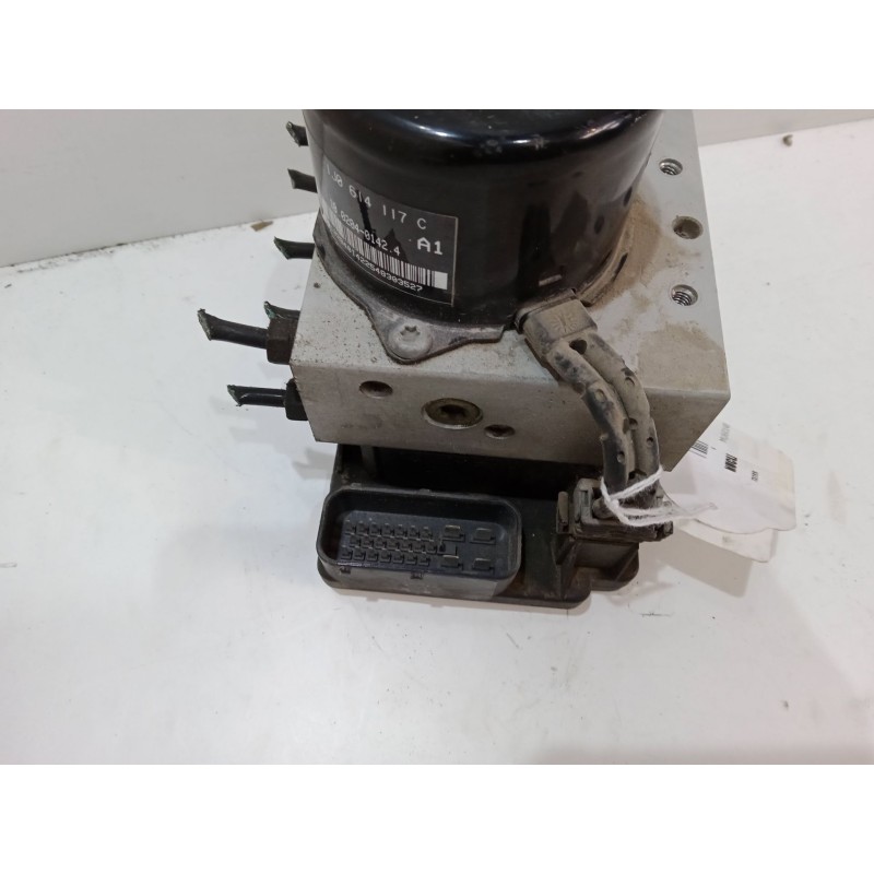Recambio de abs para volkswagen golf iv (1j1) 2.0 referencia OEM IAM 1J09073796  1J0 614 117 C Recambio de abs para volkswagen golf iv (1j1) 2.0 referencia OEM IAM 1J09073796  1J0 614 117 C