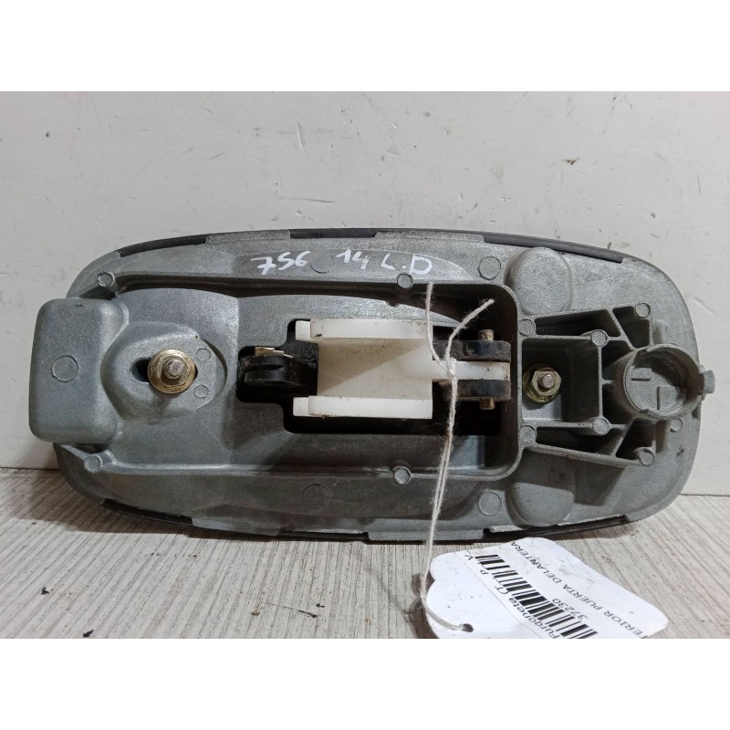 Recambio de maneta exterior puerta delantera derecha para renault trafic furgoneta (t_, p_, v_) 2.5 d referencia OEM IAM   