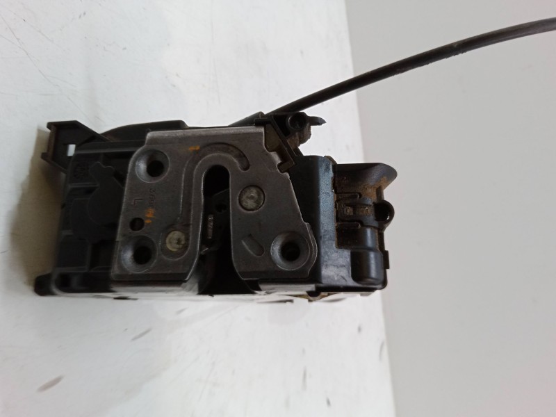 Recambio de cerradura puerta delantera izquierda para renault megane iii hatchback (bz0/1_, b3_) 1.5 dci referencia OEM IAM   