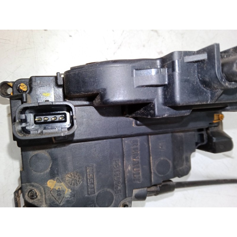 Recambio de cerradura puerta delantera izquierda para renault megane iii hatchback (bz0/1_, b3_) 1.5 dci referencia OEM IAM   