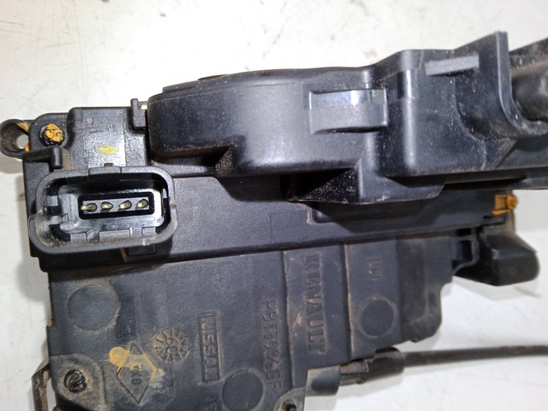 Recambio de cerradura puerta delantera izquierda para renault megane iii hatchback (bz0/1_, b3_) 1.5 dci referencia OEM IAM   