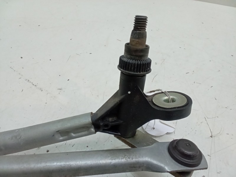 Recambio de motor limpia delantero para bmw 1 (e87) 120 d referencia OEM IAM 404871  