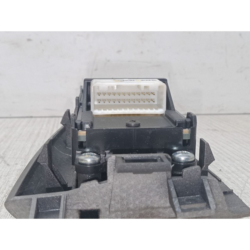 Recambio de mando elevalunas delantero izquierdo para toyota corolla (_e12_) 1.6 vvt-i (zze121_) referencia OEM IAM 84820-0F030 
