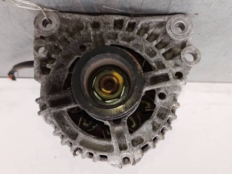 ALTERNADOR 037903025M 0124325013 