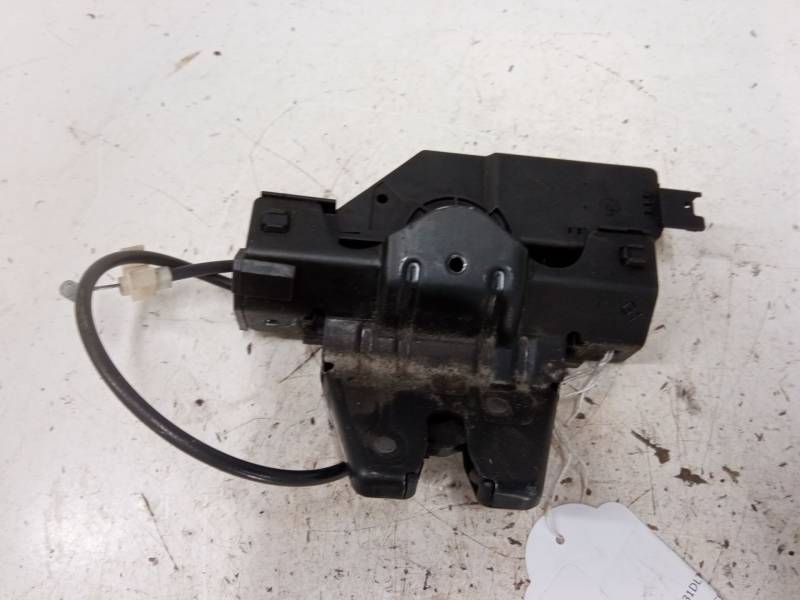 CERRADURA MALETERO / PORTON 