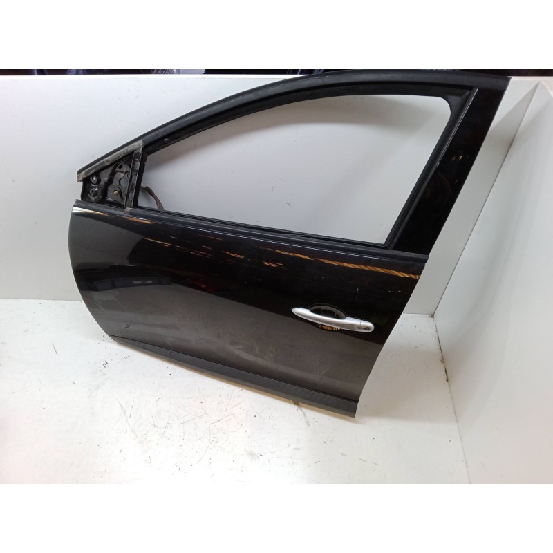 Recambio de puerta delantera izquierda para renault megane iii hatchback (bz0/1_, b3_) 1.5 dci referencia OEM IAM   