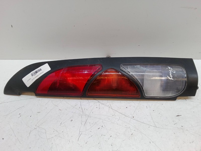 Recambio de piloto trasero derecho para renault kangoo (kc0/1_) 1.5 dci (kc07) referencia OEM IAM   