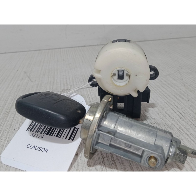 Recambio de clausor para toyota corolla (_e12_) 1.6 vvt-i (zze121_) referencia OEM IAM   