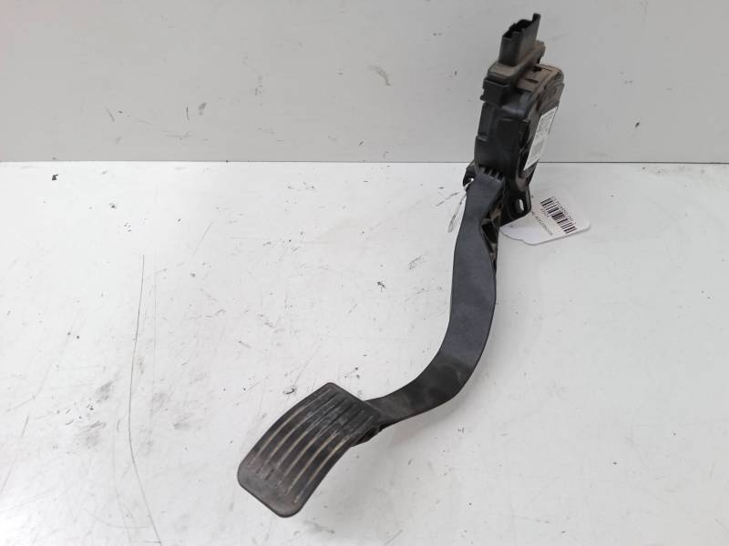 PEDAL ACELERADOR 