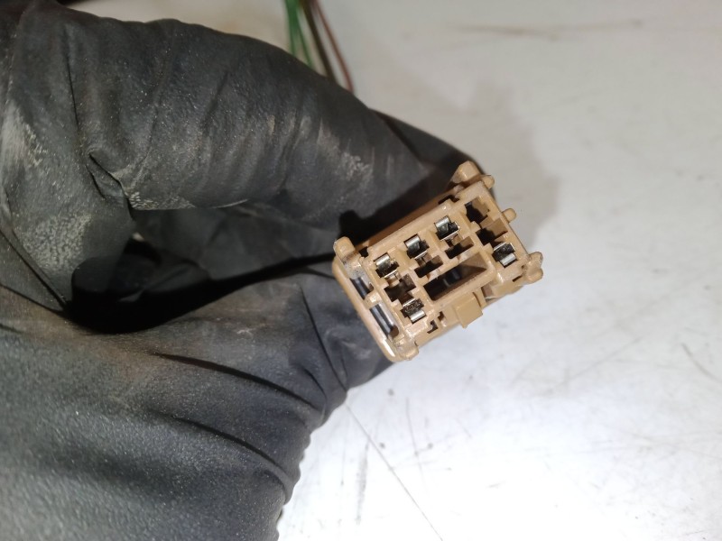 Recambio de piloto trasero derecho para nissan almera tino (v10) 1.8 referencia OEM IAM   