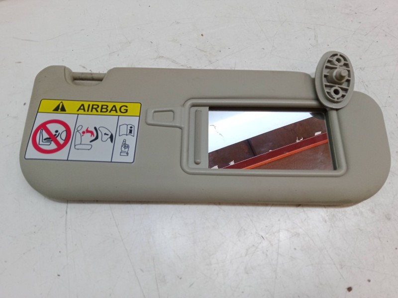 Recambio de parasol derecho para kia carens iv 1.7 crdi referencia OEM IAM   