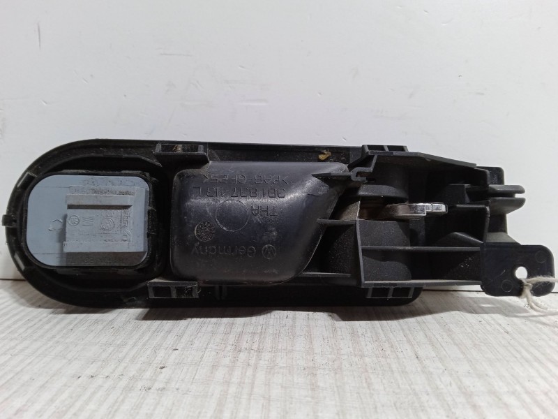 Recambio de maneta interior puerta delantera izquierda para volkswagen golf iv (1j1) 1.4 16v referencia OEM IAM 381837113L  
