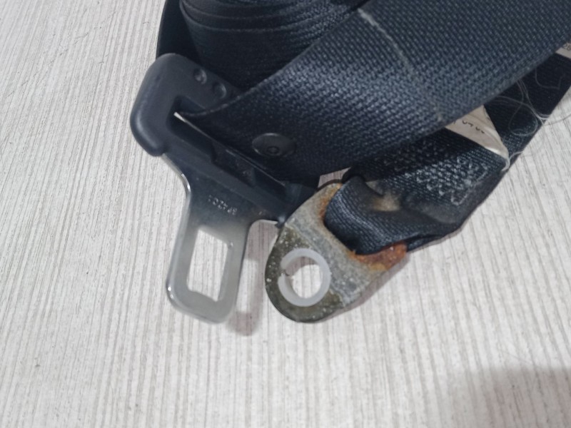 Recambio de cinturon seguridad trasero derecho para toyota corolla (_e12_) 1.6 vvt-i (zze121_) referencia OEM IAM   