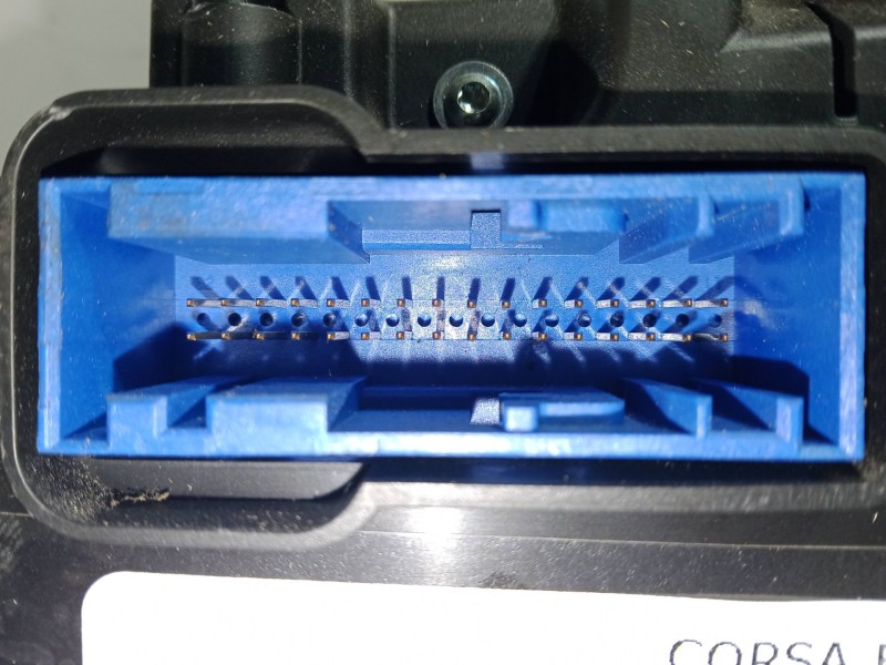 Recambio de cuadro instrumentos para opel corsa e (x15) 1.4 (08, 68) referencia OEM IAM 367030224.509775FG1F02612Q  