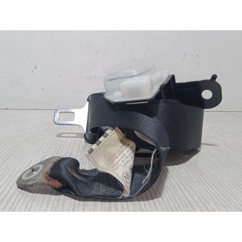 Recambio de cinturon seguridad trasero derecho para toyota corolla (_e12_) 1.6 vvt-i (zze121_) referencia OEM IAM   