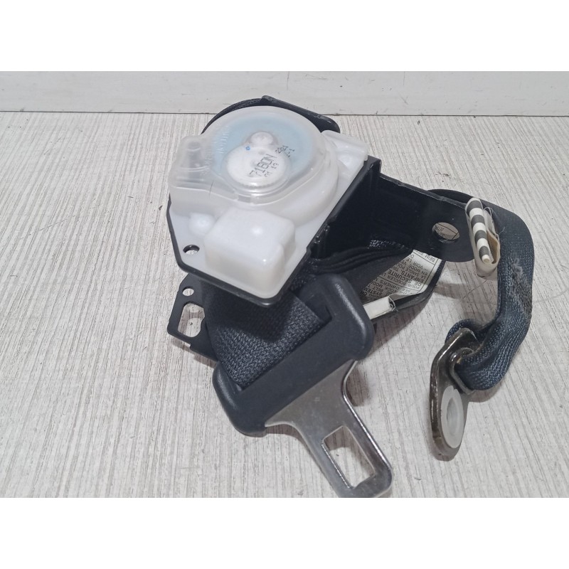 Recambio de cinturon seguridad trasero izquierdo para toyota corolla (_e12_) 1.6 vvt-i (zze121_) referencia OEM IAM   