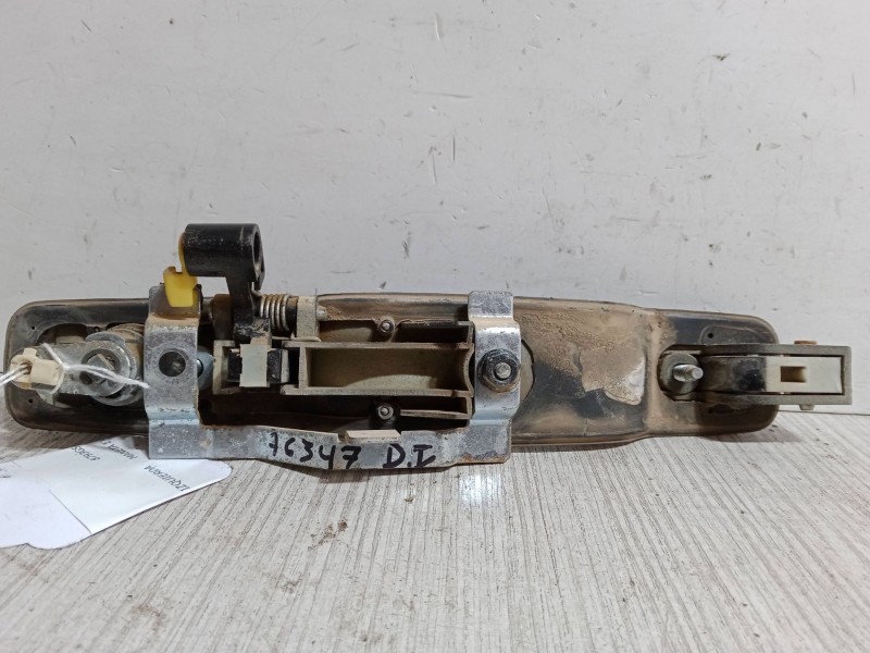 Recambio de maneta exterior puerta delantera izquierda para ssangyong rodius i 2.7 xdi referencia OEM IAM   