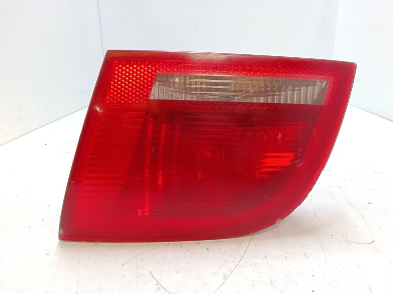 Recambio de piloto trasero porton derecho para audi a3 (8p1) 2.0 tdi 16v referencia OEM IAM   