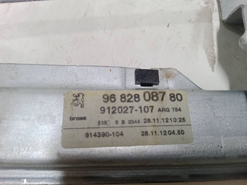 Recambio de elevalunas electrico trasero izquierdo para peugeot 5008 (0u_, 0e_) 1.6 hdi referencia OEM IAM 9682808780  