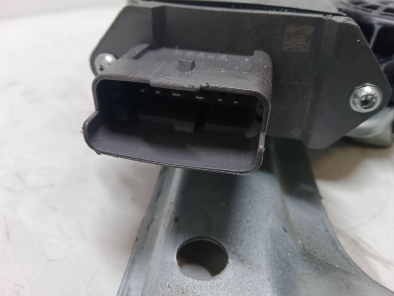 Recambio de elevalunas electrico trasero izquierdo para peugeot 5008 (0u_, 0e_) 1.6 hdi referencia OEM IAM 9682808780  