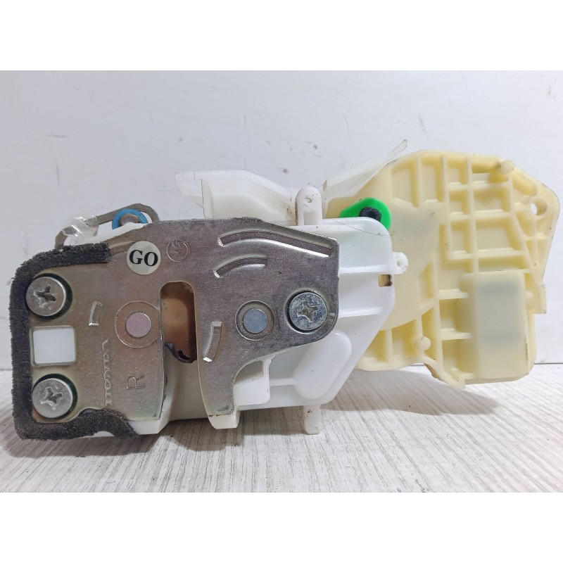 Recambio de cerradura puerta trasera derecha para honda cr-v ii (rd_) 2.2 ctdi (rd9) referencia OEM IAM   