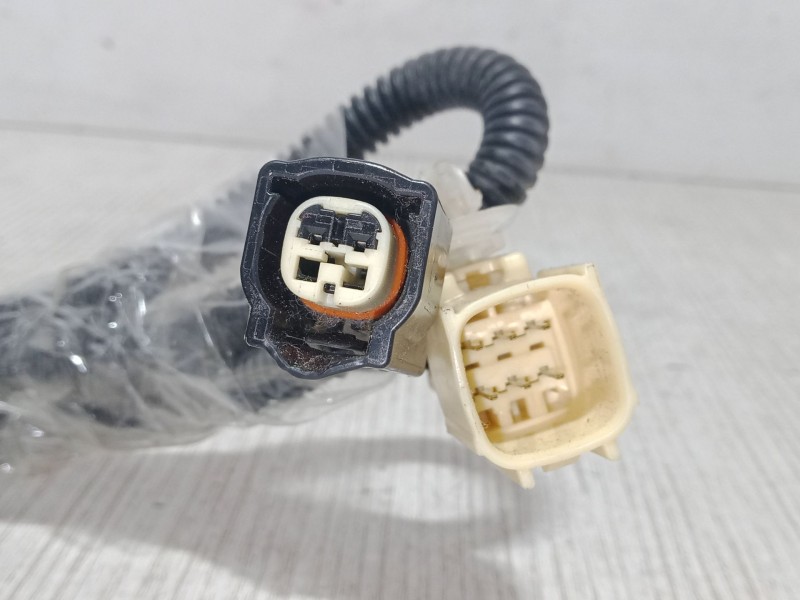 Recambio de anclaje cinturon delantero izquierdo para toyota corolla (_e12_) 1.6 vvt-i (zze121_) referencia OEM IAM   