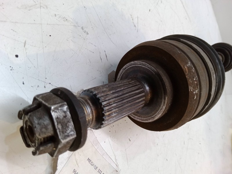 Recambio de transmision delantera derecha para renault megane iii hatchback (bz0/1_, b3_) 1.5 dci referencia OEM IAM   