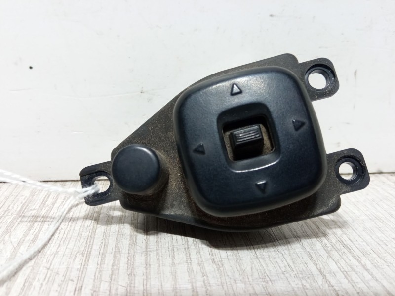 Recambio de mando retrovisor para mazda 2 (dy) 1.4 cd referencia OEM IAM B25D66600  