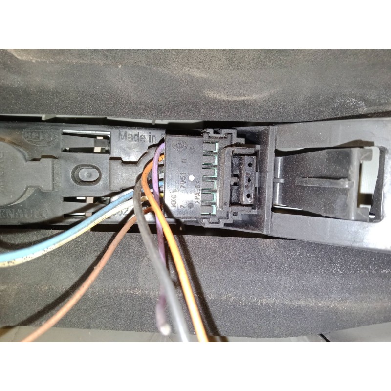 Recambio de piloto trasero izquierdo para renault megane ii station wagon (km0/1_) 1.5 dci (km16, km1e) referencia OEM IAM   