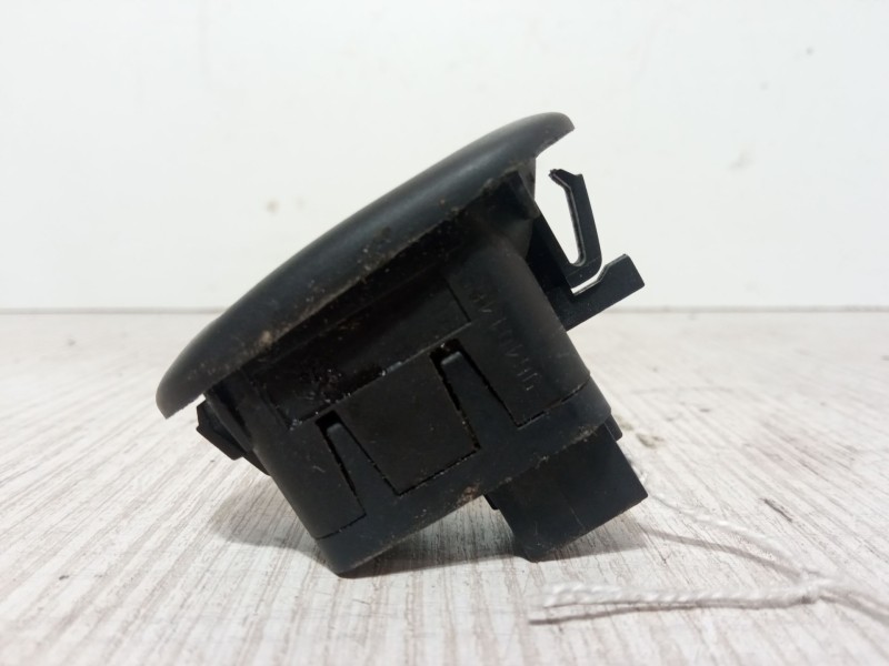 Recambio de mando elevalunas trasero izquierdo para citroën c3 i (fc_, fn_) 1.4 hdi referencia OEM IAM   