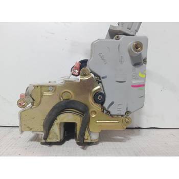 CERRADURA PUERTA DELANTERA IZQUIERDA 