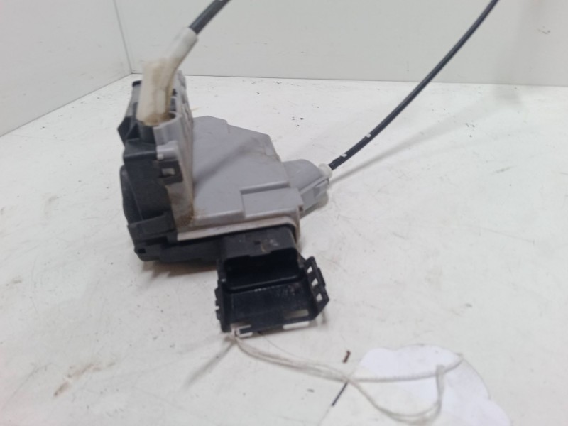 Recambio de cerradura puerta trasera derecha para peugeot 5008 (0u_, 0e_) 1.6 hdi referencia OEM IAM   