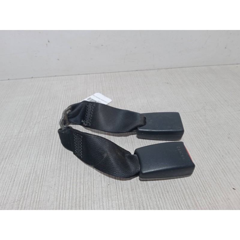 Recambio de anclaje cinturon trasero izquierdo para toyota corolla (_e12_) 1.6 vvt-i (zze121_) referencia OEM IAM   