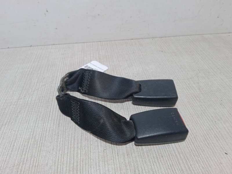 Recambio de anclaje cinturon trasero izquierdo para toyota corolla (_e12_) 1.6 vvt-i (zze121_) referencia OEM IAM   