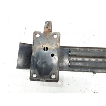REFUERZO PARAGOLPES DELANTERO 