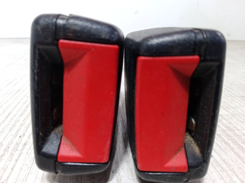 Recambio de anclaje cinturon trasero central para seat toledo ii (1m2) 1.9 tdi referencia OEM IAM   