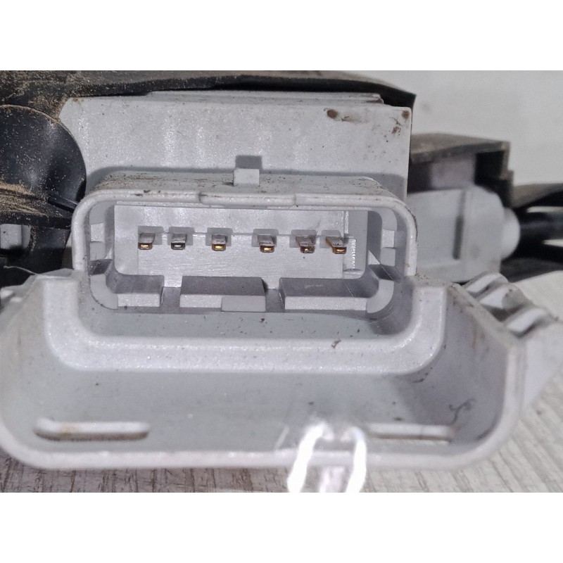 Recambio de cerradura puerta delantera derecha para citroën c4 i (lc_) 1.4 16v referencia OEM IAM 45887095  