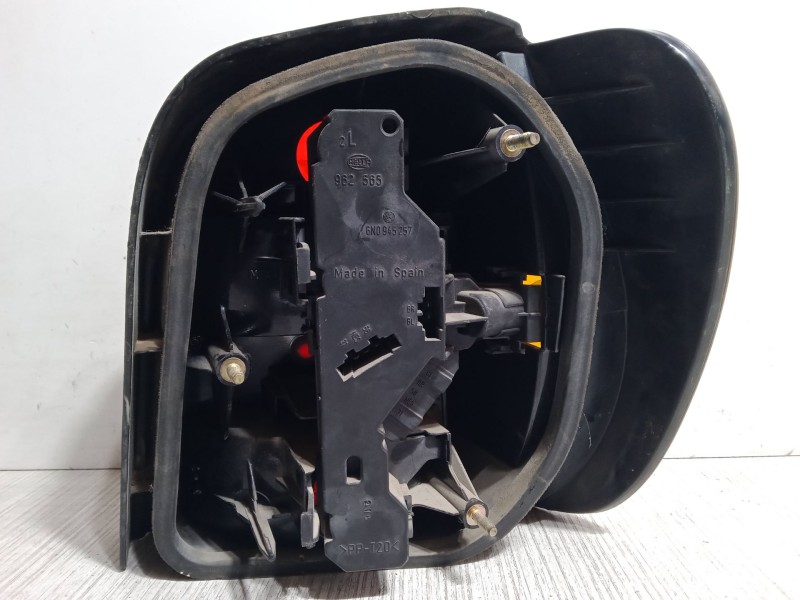 Recambio de piloto trasero izquierdo para volkswagen polo iii (6n1) 50 1.0 referencia OEM IAM   