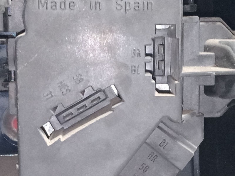 Recambio de piloto trasero izquierdo para volkswagen polo iii (6n1) 50 1.0 referencia OEM IAM   