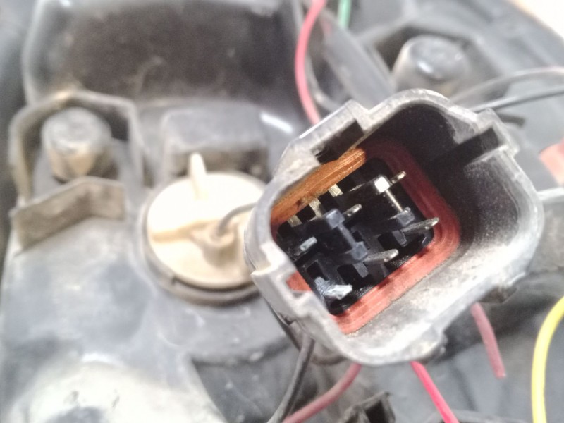 Recambio de piloto trasero izquierdo para hyundai terracan (hp) 2.9 crdi referencia OEM IAM   